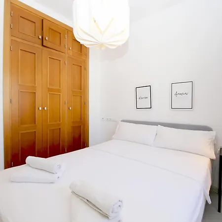 West Townhouse Lara * אסטפונה